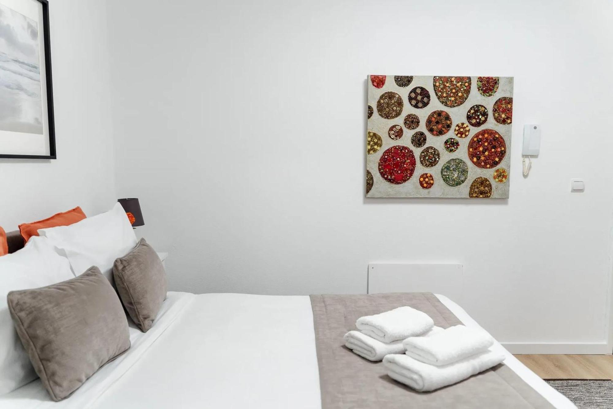 Cosy In The Heart Of 40 Sqm Modern Amenities Apartamento Oporto